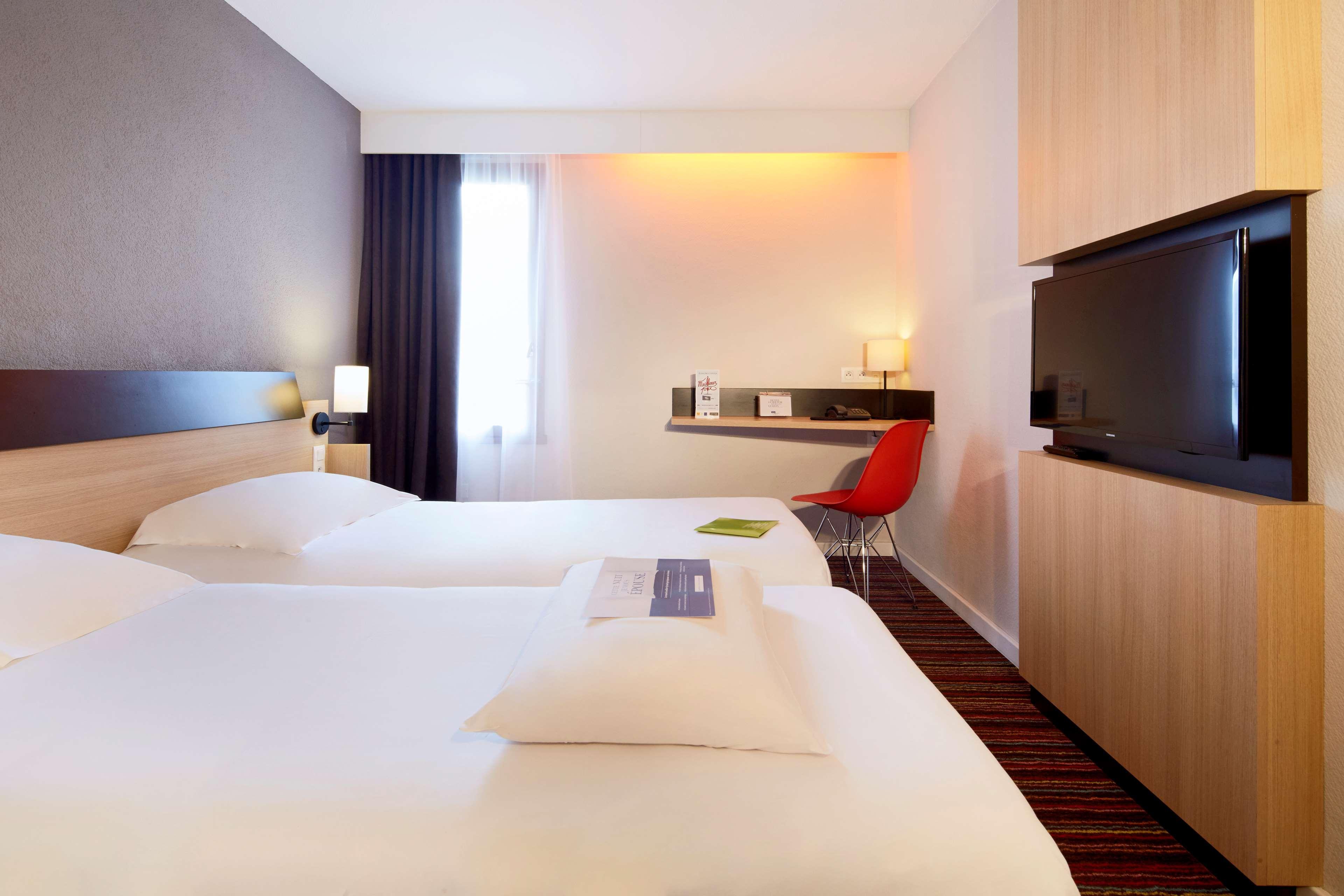 Kyriad Tours Sud - Chambray Les Tours Luaran gambar
