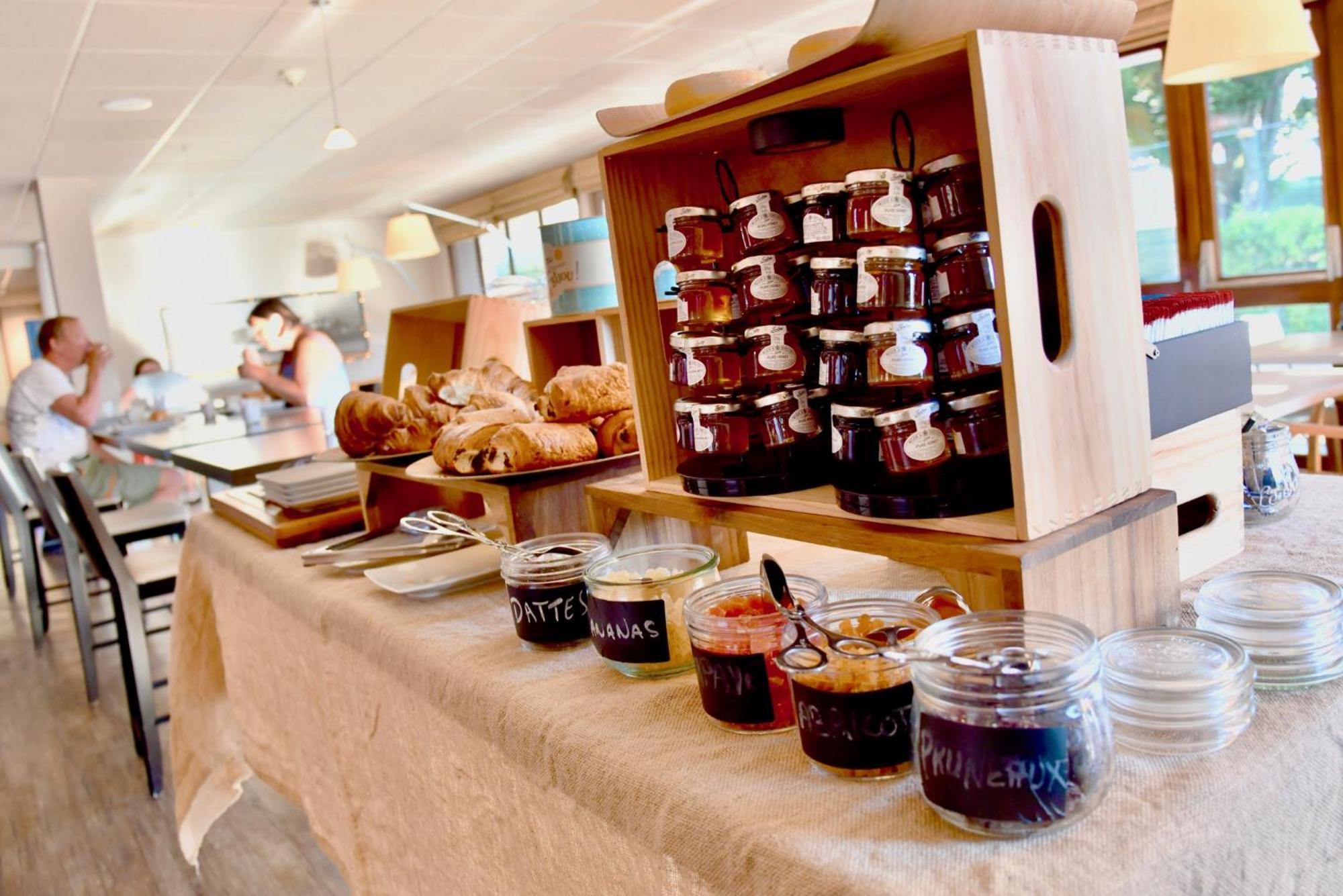 Kyriad Tours Sud - Chambray Les Tours Luaran gambar