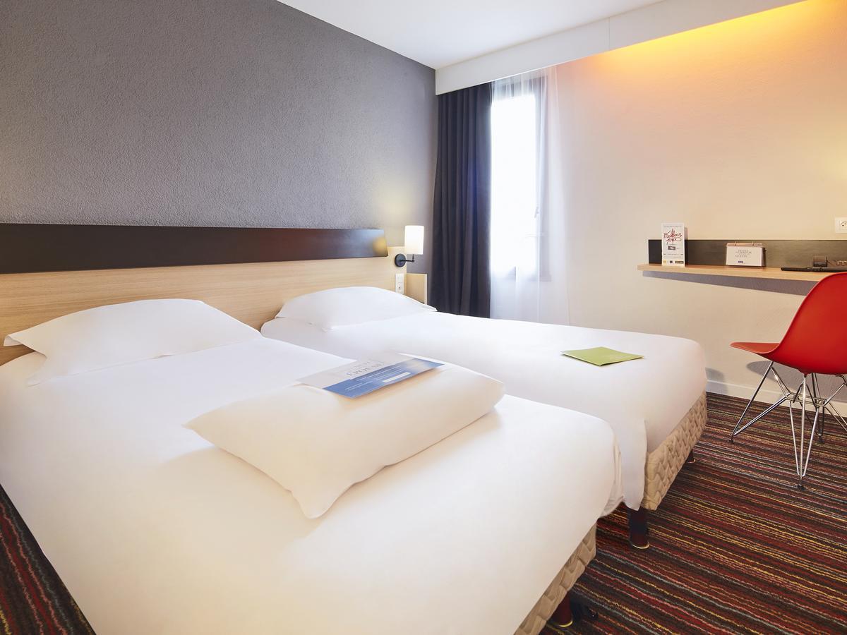 Kyriad Tours Sud - Chambray Les Tours Luaran gambar
